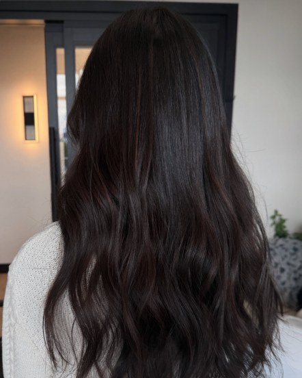 Deep brunette, long layers